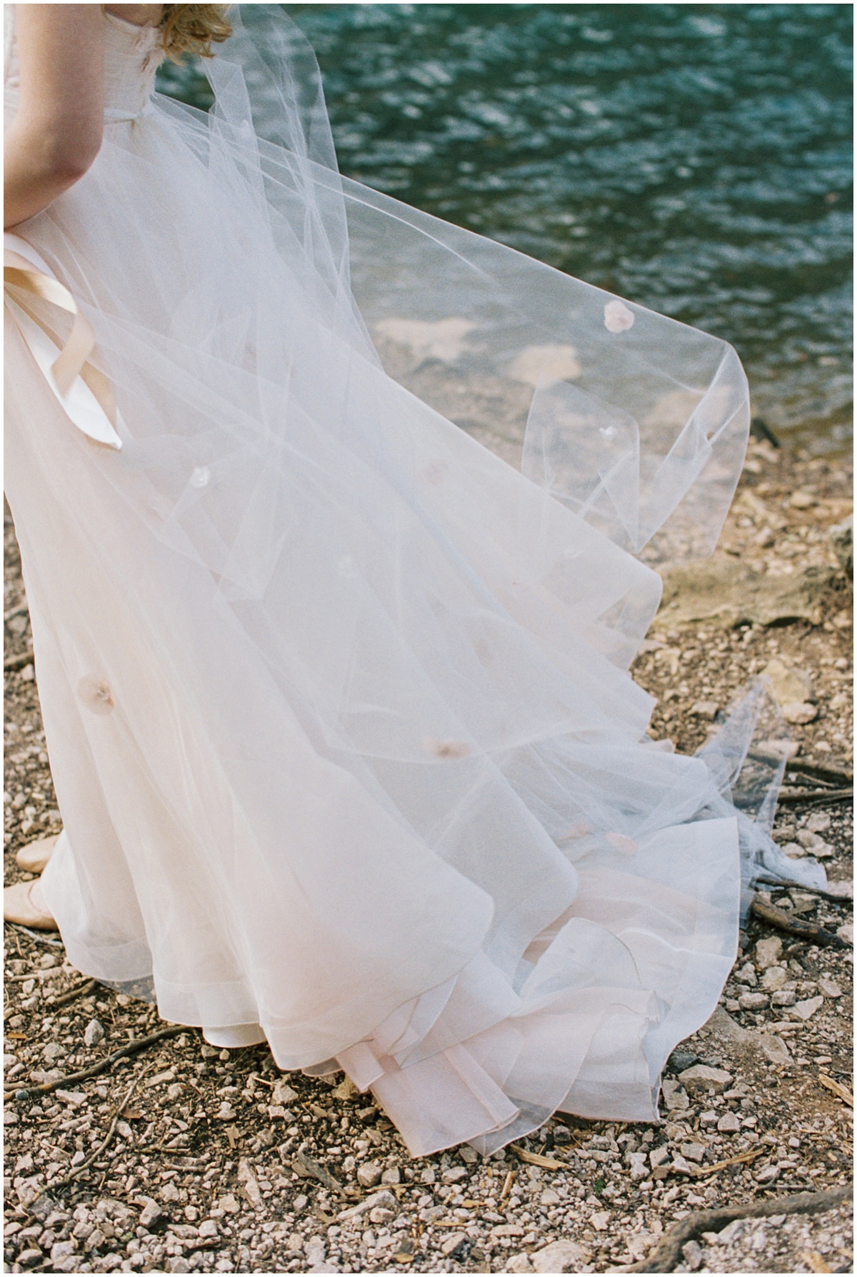 Abigail_Malone_Film_Wedding_Photography_KNoxville_TN_Blush_Dress_Outdoor_Windy_Pink_and_Green_Wedding_0010.jpg