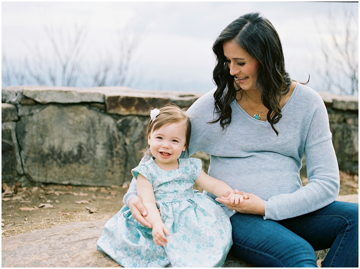 Abigail_Malone_Film_Family_Photography_Knoxville_Tennessee_Nashville__Chattanooga_Maternity_Lookout_Mountain_0027.jpg