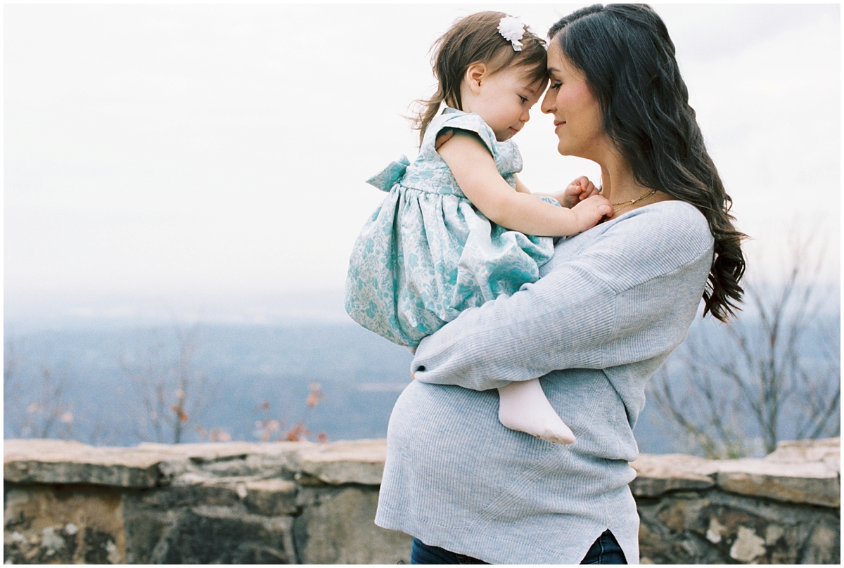 Abigail_Malone_Film_Family_Photography_Knoxville_Tennessee_Nashville__Chattanooga_Maternity_Lookout_Mountain_0018.jpg