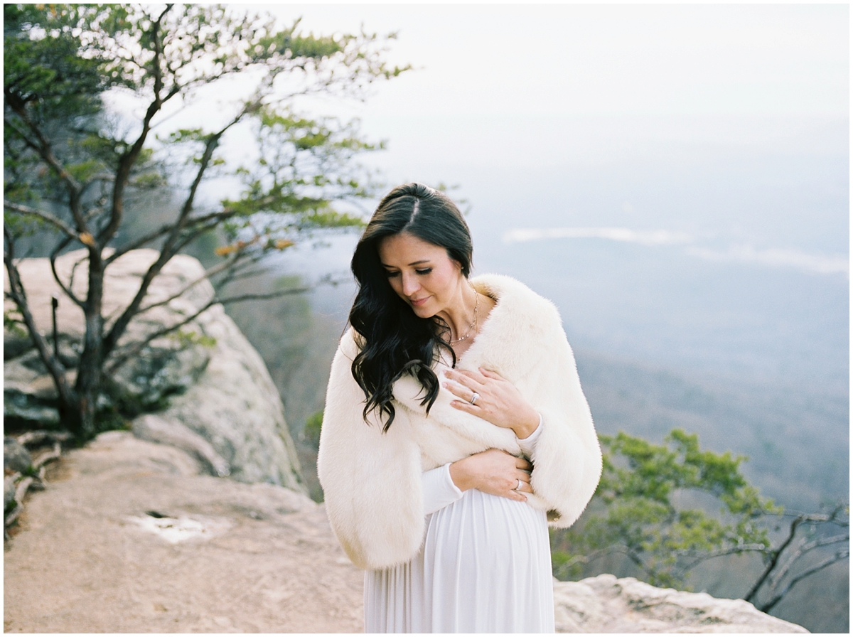 Abigail_Malone_Film_Family_Photography_Knoxville_Tennessee_Nashville__Chattanooga_Maternity_Lookout_Mountain_0014.jpg