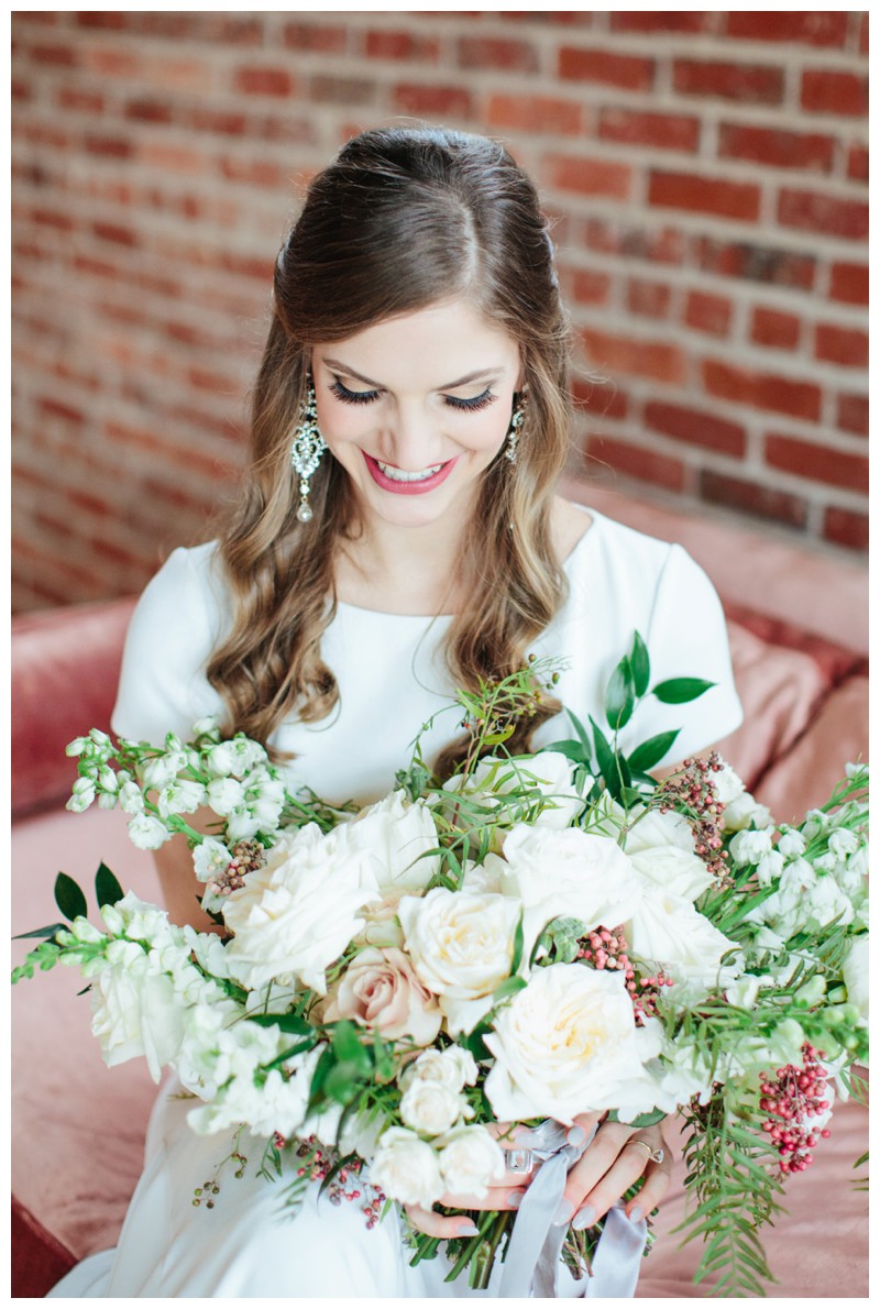 bridal portrait, winter wedding bouquet, at the standard knoxville tn