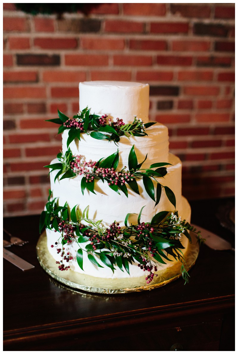 wedding cake details for winter wedding at the standard knoxville tn