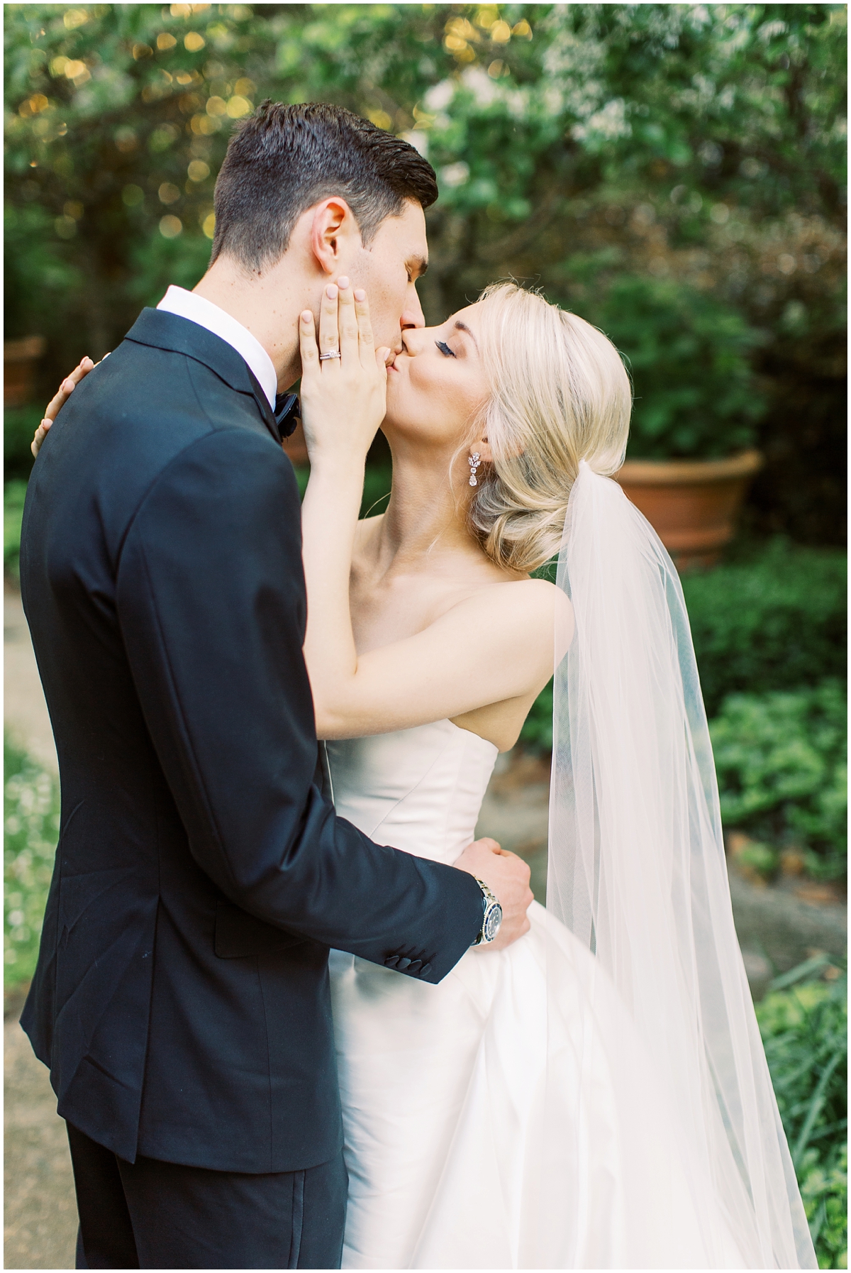 bride and groom kissing charlotte nc wedding