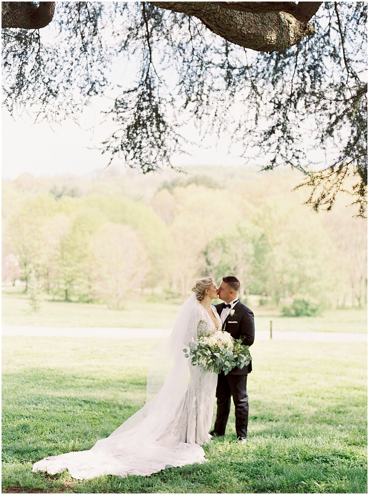 bride and groom photos at Knoxville Botanical Garden