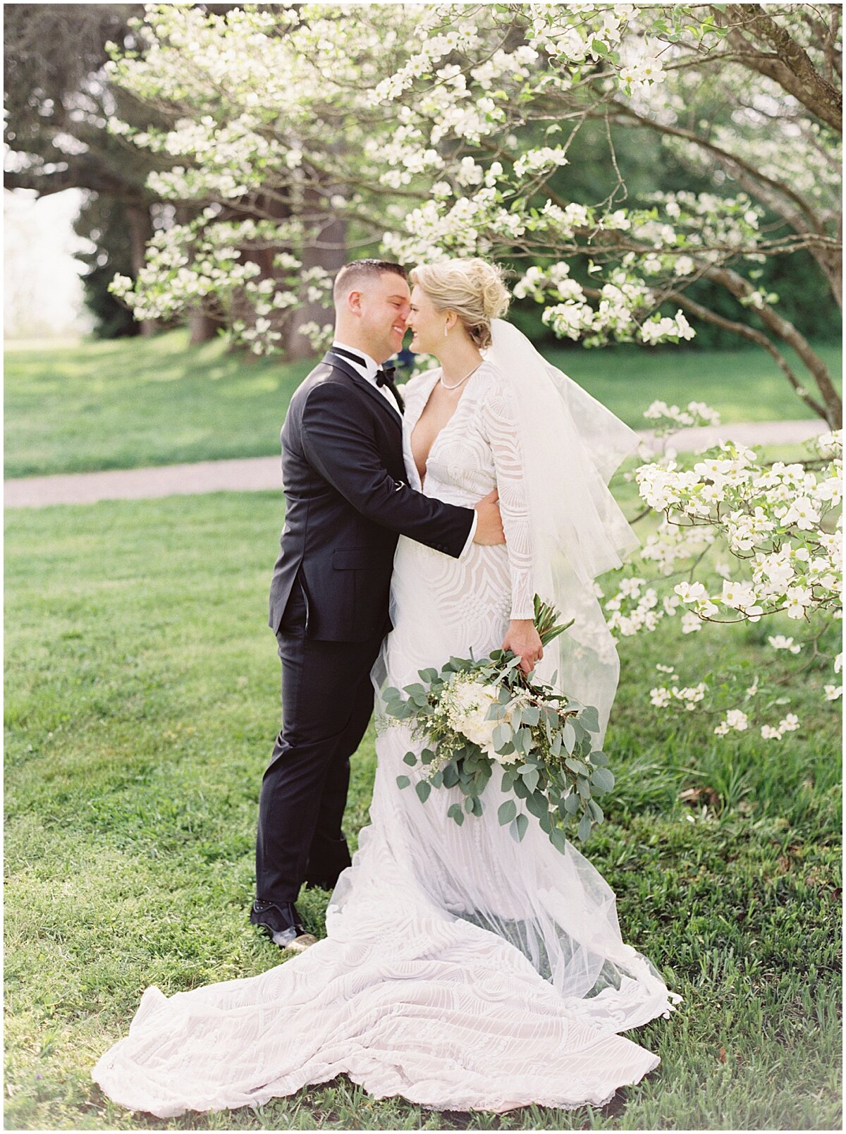 couple on wedding day photos at Knoxville Botanical Garden